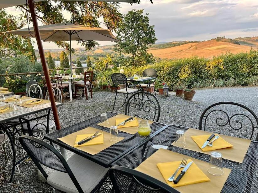 Agriturismo Biofattoria L'Upupa Montalcino Luaran gambar