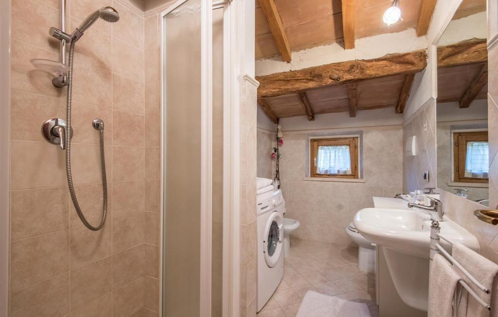 Agriturismo Biofattoria L'Upupa Montalcino Luaran gambar